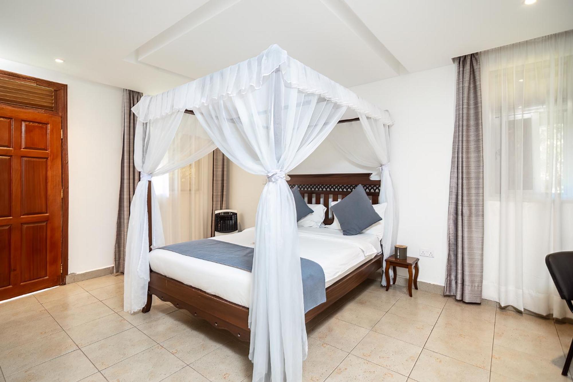 Harry'S Kisumu Oasis Aparthotel Buitenkant foto