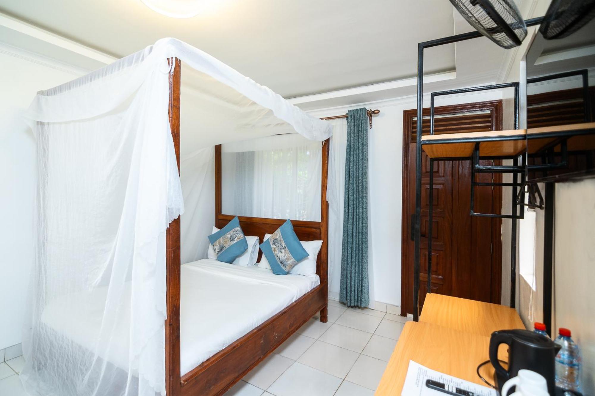 Harry'S Kisumu Oasis Aparthotel Buitenkant foto
