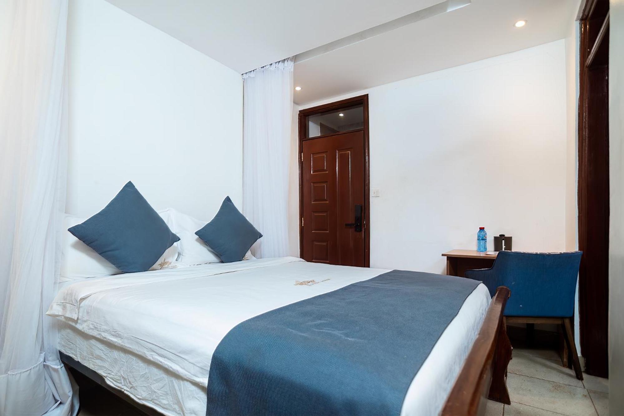 Harry'S Kisumu Oasis Aparthotel Buitenkant foto