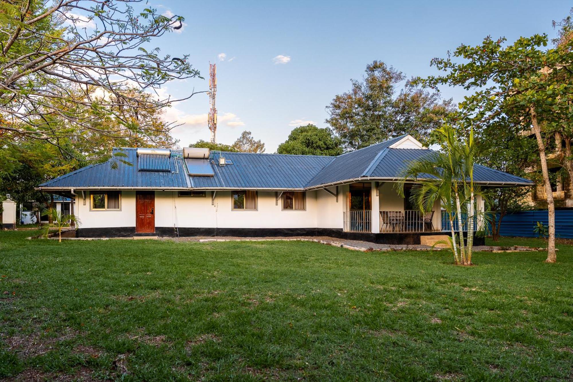 Harry'S Kisumu Oasis Aparthotel Buitenkant foto